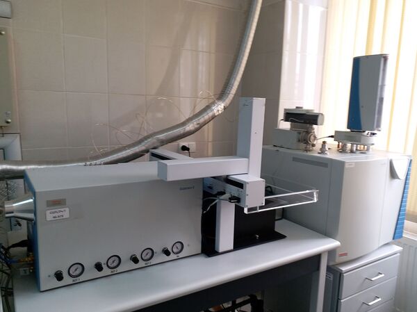 Супер-лаборатория: Армения может проверять коньяк и вино с почти 100%-ой точностью Супер-лаборатория: Армения может проверять коньяк и вино с почти 100%-ой точностью - Sputnik Армения