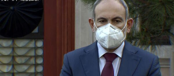 Премьер-министр Никол Пашинян во время онлайн брифинга (5 июня 2020). Еревaн Премьер-министр Никол Пашинян во время онлайн брифинга (5 июня 2020). Еревaн - Sputnik Արմենիա