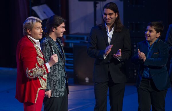 Николай Басков с семьей Арутюнян Николай Басков с семьей Арутюнян - Sputnik Армения