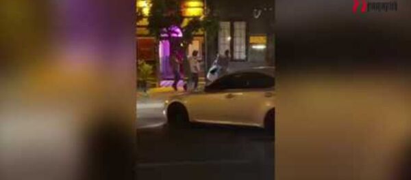 Ոստիկաններն ասֆալտին են փռում Սամվել Ալեքսանյանի եղբոր որդուն - Sputnik Արմենիա