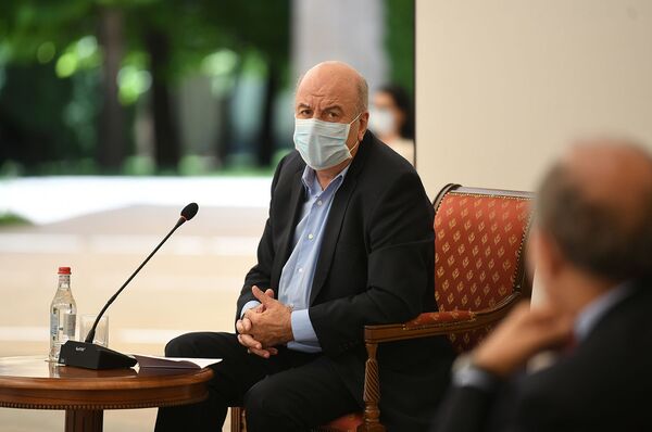 Поставьте четкую задачу: Армен Саркисян готов просить помощь по своим каналам - Sputnik Армения