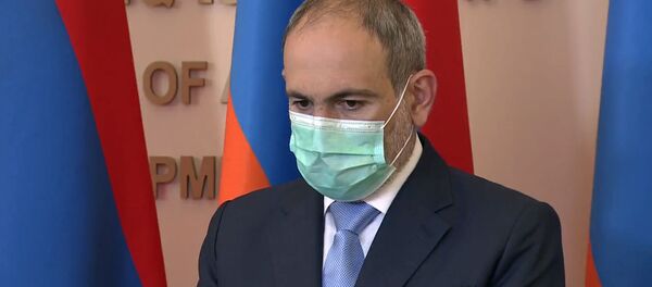 Премьер-министр Никол Пашинян во время брифинга (9 июня 2020). Еревaн - Sputnik Արմենիա