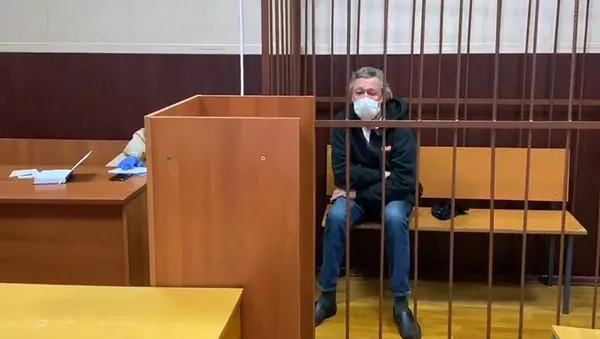 Актер Михаил Ефремов в Таганском районном суде, снимок с видео (9 июня 2020). Москвa - Sputnik Армения