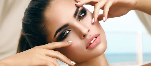 Макияж нового времени: акцент на глаза  - Sputnik Армения