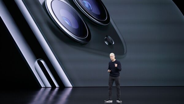 Генеральный директор Apple Тим Кук рассказывает о новых iPhone 11 Pro и Max во время анонса новых продуктов (10 сентября 2019). Купертино - Sputnik Արմենիա