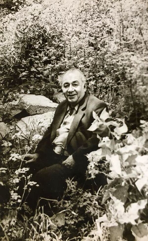 Բակունցի մայրն այդպես էլ չիմացավ որդու գնդակահարության մասին. քիչ հայտնի դրվագներ Բակունցի մայրն այդպես էլ չիմացավ որդու գնդակահարության մասին. քիչ հայտնի դրվագներ - Sputnik Արմենիա