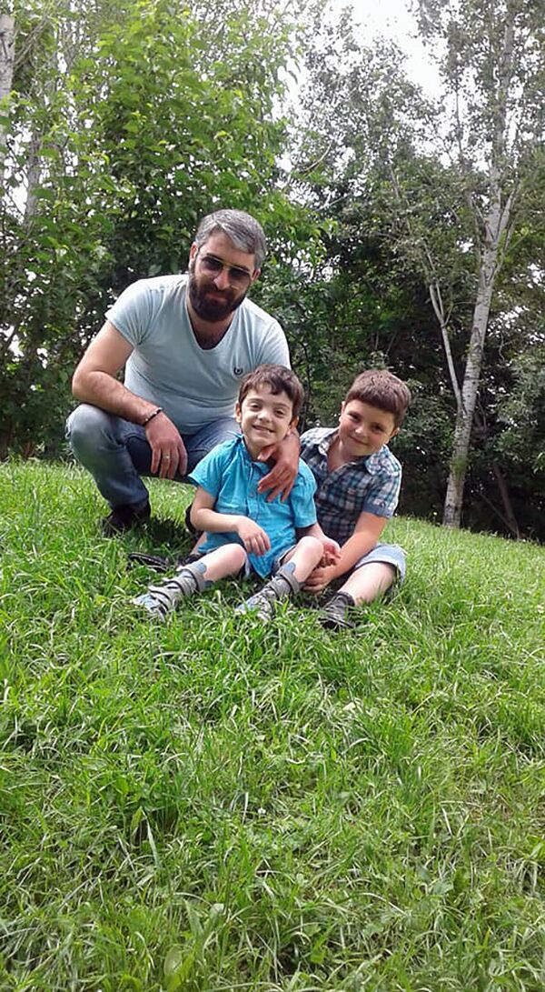 Ինչպես կարող է հաշմանդամություն ունեցող երեխայի մայրն աշխատել ու մնալ փոքրիկի կողքին - Sputnik Արմենիա