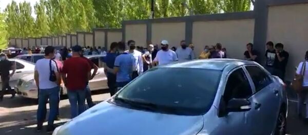 СНБ проводит обыск в частном доме Гагика Царукяна (14 июня 2020). Еревaн СНБ проводит обыск в частном доме Гагика Царукяна (14 июня 2020). Еревaн - Sputnik Армения