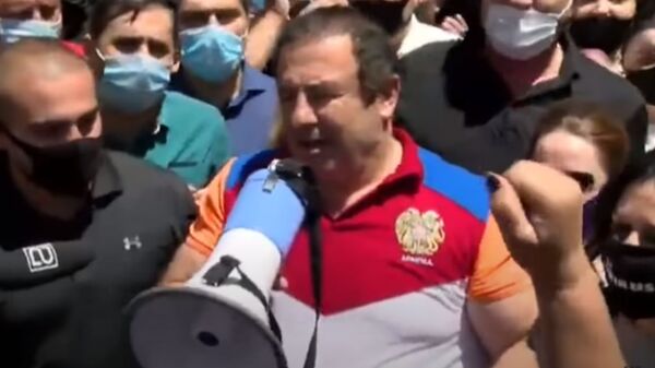 Царукян под прицелом: хронология того, что произошло в Ереване в воскресенье - Sputnik Армения