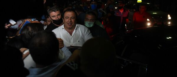 Гагик Царукян покидает здание СНБ (14 июня 2020). Еревaн - Sputnik Армения