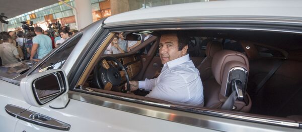 Գագիկ Ծառուկյանի կիրակնօրյա «արկածները» Գագիկ Ծառուկյանի կիրակնօրյա «արկածները» - Sputnik Արմենիա