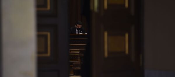  Заседание Парламента по вопросу лишения Гагика Царукяна депутатской неприкосновенности (16 июня 2020). Еревaн - Sputnik Արմենիա