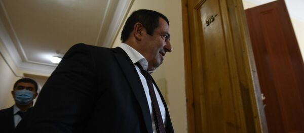Гагик Царукян на заседании Парламента по вопросу лишения Гагика Царукяна депутатской неприкосновенности (16 июня 2020). Еревaн - Sputnik Արմենիա