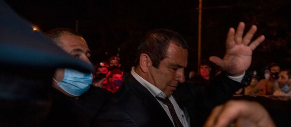 Как лишали неприкосновенности лидера «Процветающей Армении» - Sputnik Армения