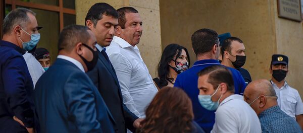 Гагик Царукян прибыл на судебное заседание (17 июня 2020). Еревaн - Sputnik Արմենիա