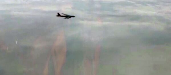 Истребители Су-30, Су-35 и МиГ-31 поднимались на перехват В-52Н ВВС США - Sputnik Армения