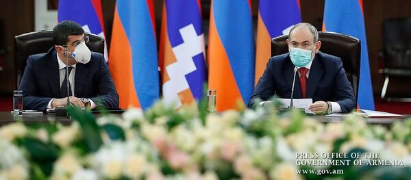 Совместное заседание совета безопасности Армении и Карабаха (19 июня 2020). Еревaн Совместное заседание совета безопасности Армении и Карабаха (19 июня 2020). Еревaн - Sputnik Армения