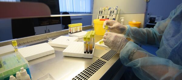 Հայաստանում կորոնավիրուսի նոր` հակամարմինների թեստավորում է իրականացվում Հայաստանում կորոնավիրուսի նոր` հակամարմինների թեստավորում է իրականացվում - Sputnik Արմենիա