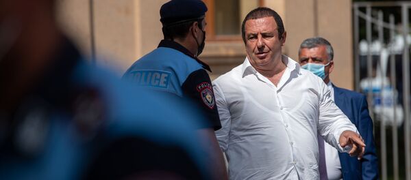 Гагик Царукян прибыл на судебное заседание (21 июня 2020). Еревaн Гагик Царукян прибыл на судебное заседание (21 июня 2020). Еревaн - Sputnik Արմենիա