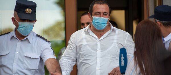 Гагик Царукян выходит из здания суда (21 июня 2020). Еревaн - Sputnik Արմենիա