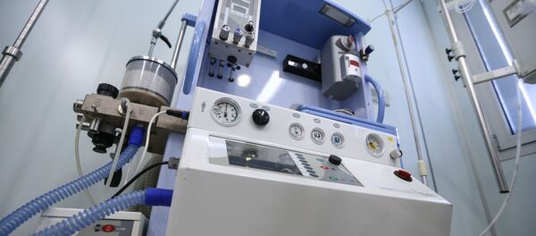 Аппарат искусственной вентиляции легких в палате интенсивной терапии Аппарат искусственной вентиляции легких в палате интенсивной терапии - Sputnik Армения