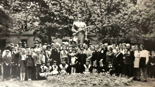 Ненагражденный герой: одну из первых контратак в ВОВ возглавил Макар Степанян Ненагражденный герой: одну из первых контратак в ВОВ возглавил Макар Степанян - Sputnik Армения