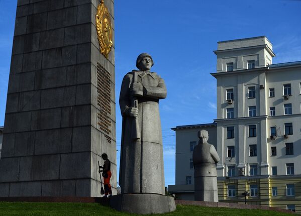 «Հերոս քաղաք Մոսկվա» արձանը

 - Sputnik Արմենիա