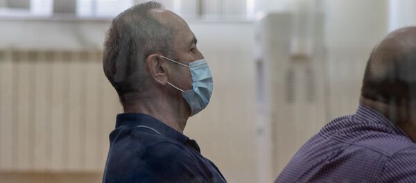 Роберт Кочарян на судебном заседании по делу 1 марта (23 июня 2020). Еревaн Роберт Кочарян на судебном заседании по делу 1 марта (23 июня 2020). Еревaн - Sputnik Армения