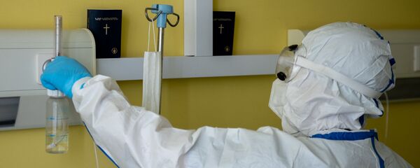 Инфекционист Агаси Махтесян в медцентре Арташат - Sputnik Արմենիա