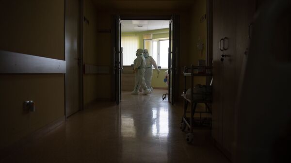 Выход в открытый вирус, или Несколько часов в армянской коронавирусной реанимации Выход в открытый вирус, или Несколько часов в армянской коронавирусной реанимации - Sputnik Армения