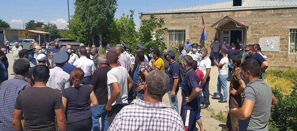 Акция протеста в селе Ехегнут (22 июня 2020). Армавир Акция протеста в селе Ехегнут (22 июня 2020). Армавир - Sputnik Արմենիա