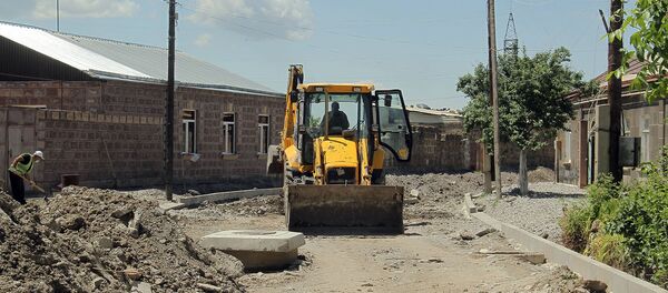 Ремонтно-строительные работы дорог и улиц Гюмри - Sputnik Армения
