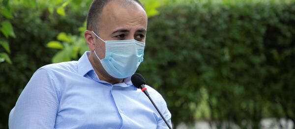 Министр здравоохранения Арсен Торосян принял участие в обсуждении Армянского медицинского Альянса (27 июня 2020). Еревaн - Sputnik Արմենիա