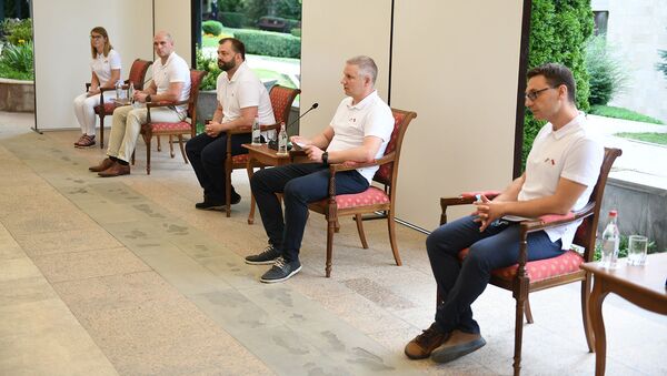 Президент Армен Саркисян принимает группу медработников из Литвы (30 июня 2020). Еревaн - Sputnik Армения