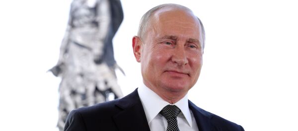 Президент РФ Владимир Путин во время обращения к гражданам России. - Sputnik Армения