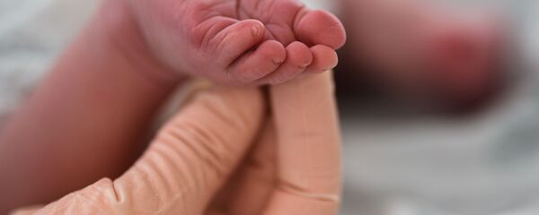 Новорожденный ребенок. - Sputnik Армения