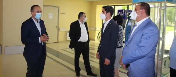 Министр здравоохранения РА Арсен Торосян посетил мед. центр Веди и мед. центр Арташат (1 июля 2020). - Sputnik Արմենիա