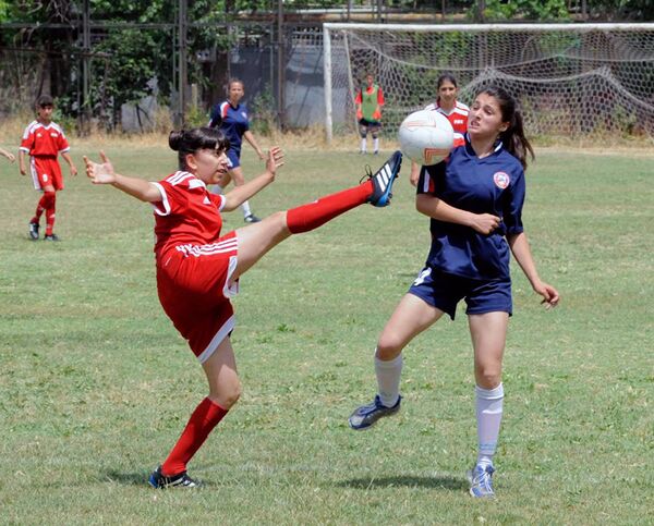 Женский футбольный клуб Гюмри Женский футбольный клуб Гюмри - Sputnik Армения