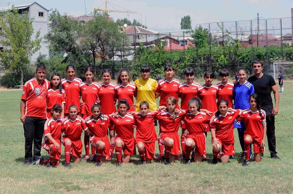 Женский футбольный клуб Гюмри Женский футбольный клуб Гюмри - Sputnik Արմենիա