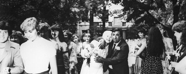 Кадр из фильма Одиноким предоставляется общежитие - Sputnik Արմենիա