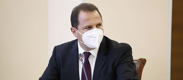 Министр обороны Давид Тоноян на встрече с премьер-министром Армении (4 июля 2020). Еревaн Министр обороны Давид Тоноян на встрече с премьер-министром Армении (4 июля 2020). Еревaн - Sputnik Արմենիա