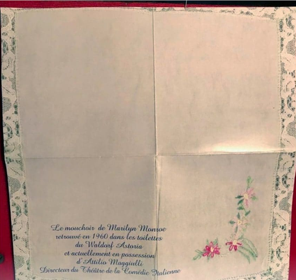 Ինչպես Մոնրոյի կորցրած թաշկինակը Փարիզի թատրոնը փրկեց կորոնավիրուսի պատճառով սնանկանալուց - Sputnik Արմենիա