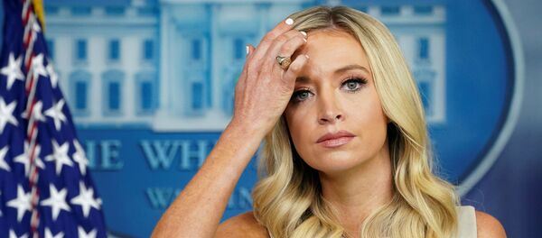 Пресс-секретарь Кейли Макенани на брифинге в Белом доме (6 июля 2020). Вашингтон - Sputnik Армения