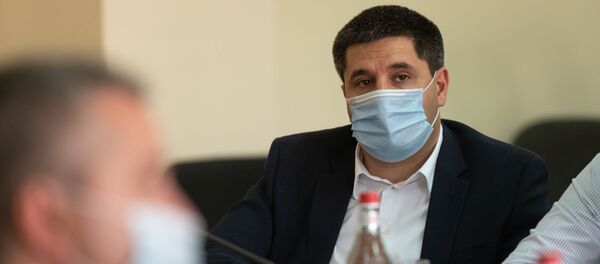 Глава Team Telecom Armenia Айк Есаян на обсуждении в Госкомиссии по защите экономической конкуренции о покупке дочерней компании Билайн в Армении (7 июля 2020). Еревaн - Sputnik Արմենիա