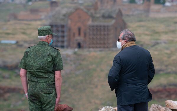 Президент Армен Саркисян посетил отряд российских пограничных войск (5 июля 2020). Армения - Sputnik Армения