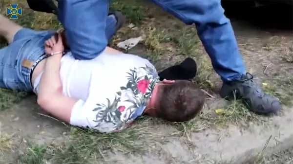 Спецоперация силовиков: в Одессе поймали банду вора в законе Лоту Гули – видео Спецоперация силовиков: в Одессе поймали банду вора в законе Лоту Гули – видео - Sputnik Армения