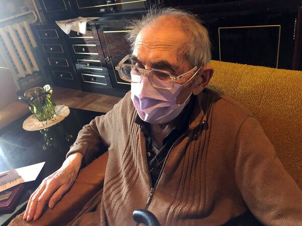 От Путина: армянские ветераны получили медали и денежные премии к 75-летию Победы - Sputnik Армения