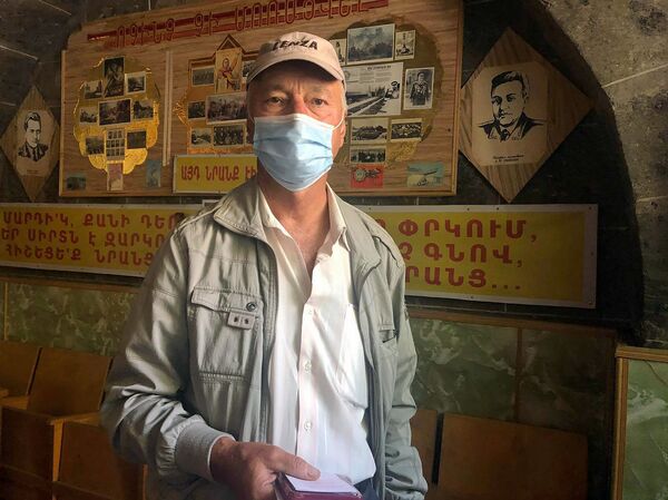 От Путина: армянские ветераны получили медали и денежные премии к 75-летию Победы - Sputnik Армения