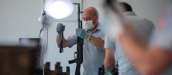 Открытие предприятия по сборке автоматов Калашникова (7 июля 2020). Еревaн - Sputnik Արմենիա