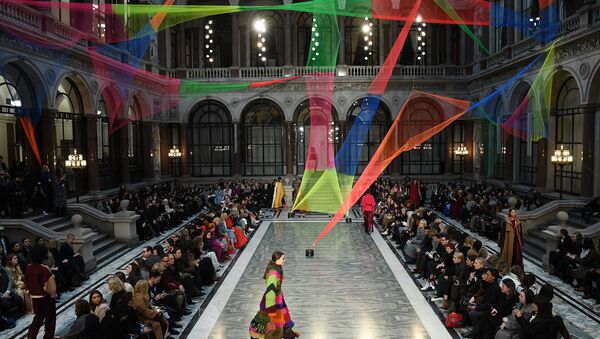 Лондонская неделя моды впервые пройдет в цифровом формате - Sputnik Армения